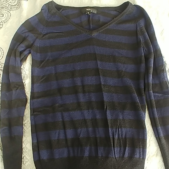 Massimo Sweaters - V neck sweater